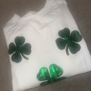 Sequin shamrock women’s crewneck